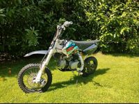 YCF Pilot 125ccm Pitbike Motorrad Niedersachsen - Balje Vorschau