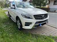 Mercedes Benz ML 350 Bluetec Weiß AMG Line Stnhzg. AHK *VOLL* Sachsen - Hoyerswerda Vorschau