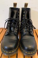 Dr. Martens 1460 Vegan, Gr. 40, schwarz Kr. Altötting - Reischach Vorschau