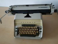 Schreibmaschine Triumph matura 50 – Nostalgieobjekt-- Bayern - Lichtenfels Vorschau