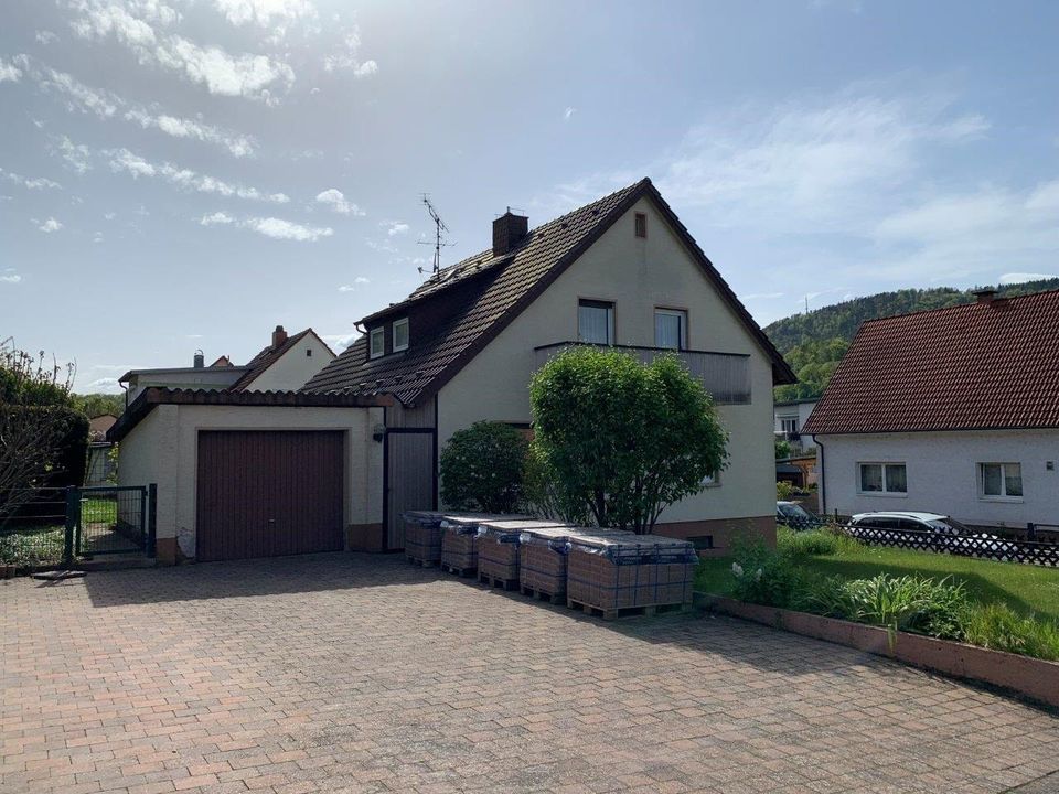 Interessantes Einfamilienhaus in bevorzugter Wohnlage von Annweiler. in Annweiler-Bindersbach