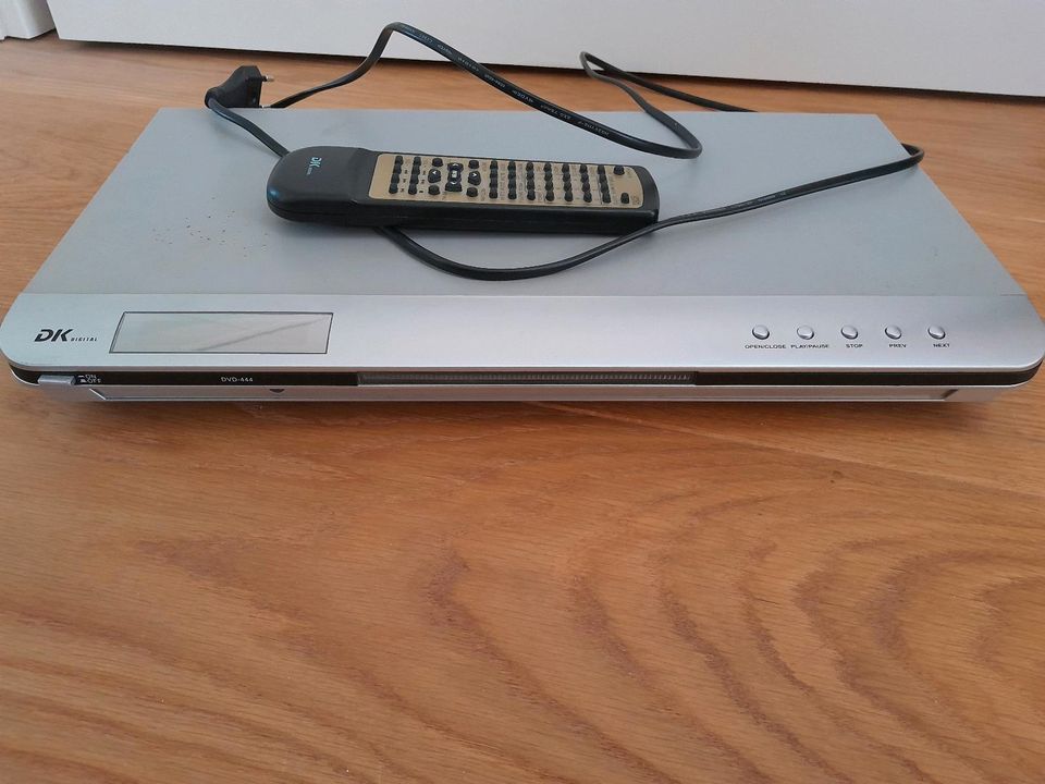 DK DVD-Player DVD-444 in Landshut