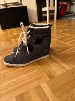 G Star Schuhe mit Keilabsatz integriert gr 40/41 Essen - Essen-Stadtwald Vorschau