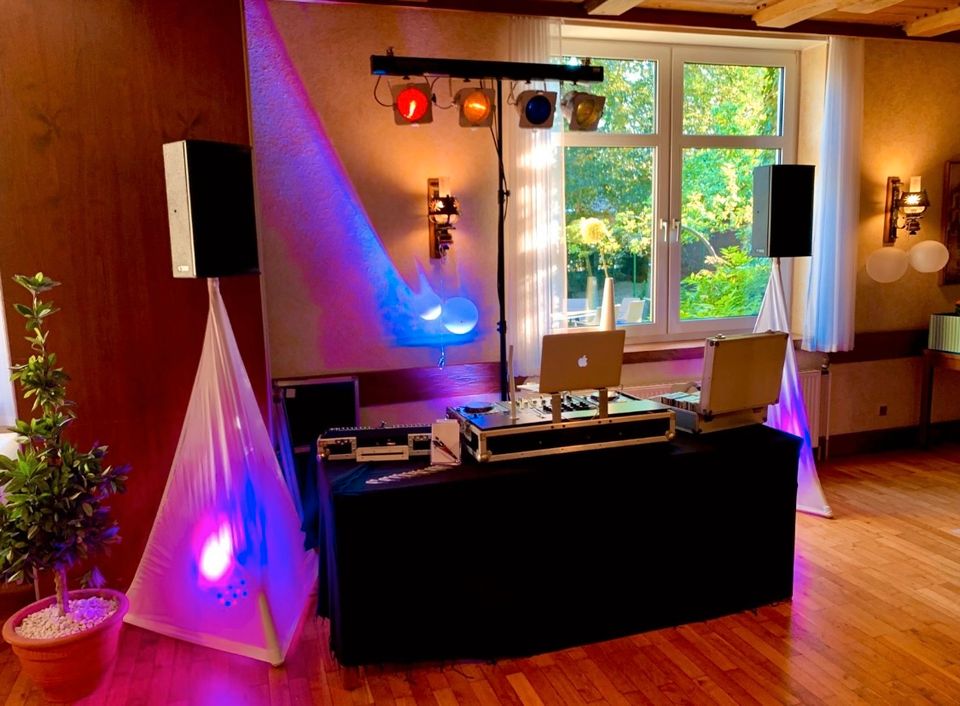 DJ für Hochzeit, Geburtstag Firmenfeier und Vieles mehr in Horn-Bad Meinberg