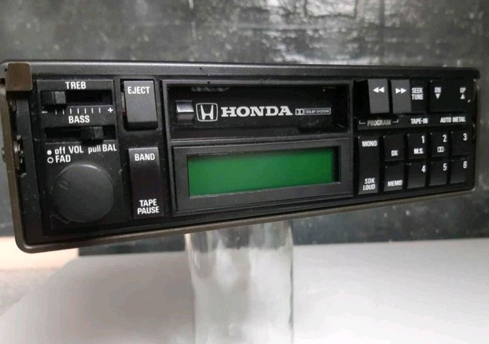 Honda 7283MH Autoradio . Seltenes Autoradio . Voll funktionsfähig in Hannover