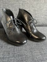 NEU Paul Green schwarz Boots Stiefeletten 36 Leder Hessen - Nüsttal Vorschau