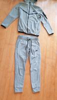 Nike tech fleece Anzug Frankfurt am Main - Gallusviertel Vorschau