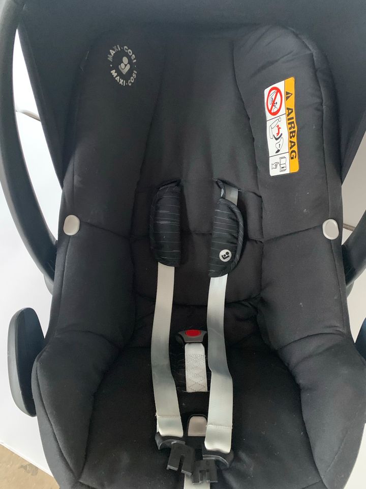 Maxi Cosi Rock Scribblack ❇️ Autositz Babyschale in Mönsheim