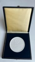 Porzellan-Medaille 25 Jahre DDR – BEZIRKSSTADT COTTBUS Friedrichshain-Kreuzberg - Kreuzberg Vorschau