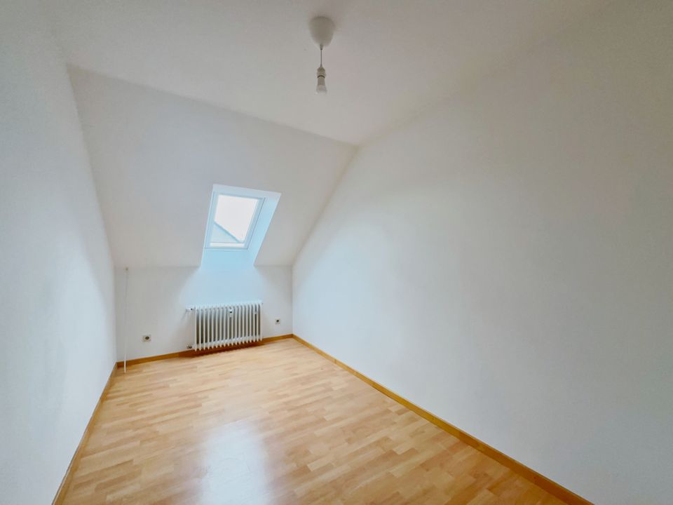 Gemütliche 3-Zimmer-Dachgeschosswohnung! in Gütersloh