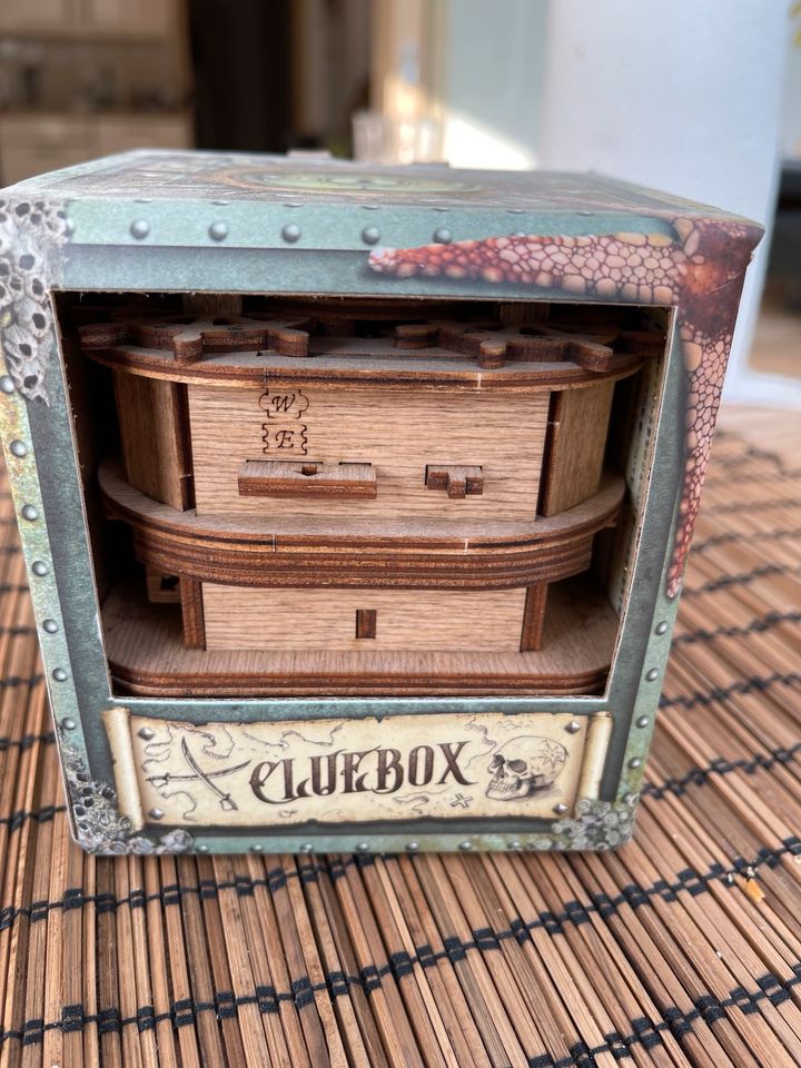 Cluebox - Escape Room in einer Box. Davy Jones' Locker in Korbach