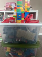 Lego Duplo Ritterburg/ Zirkus und gemischt 2 große Kisten Nordrhein-Westfalen - Solingen Vorschau