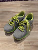 Brandneue Nike Sportschuhe 35.5 Nordrhein-Westfalen - Soest Vorschau