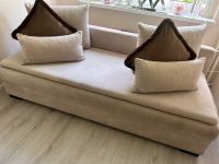 Eine Couch in beige Nordrhein-Westfalen - Gelsenkirchen Vorschau