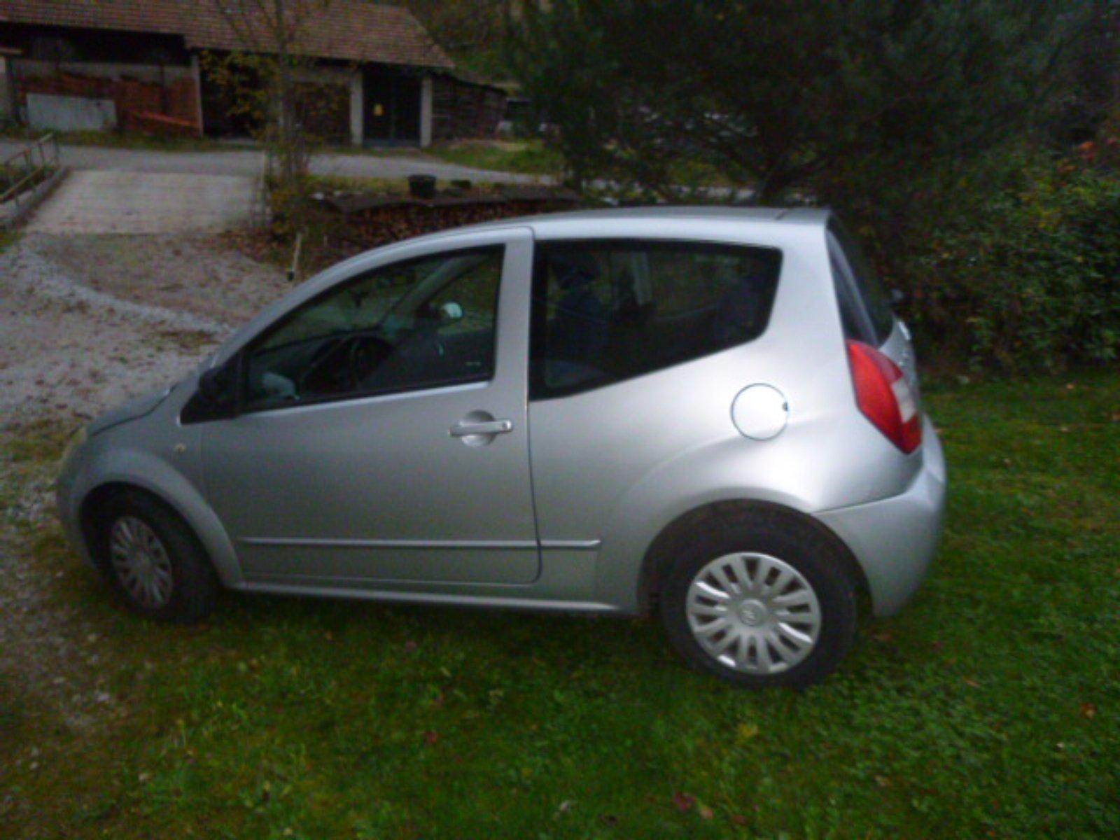 Abbildung des Autos Citroen C2 zu verkaufen.