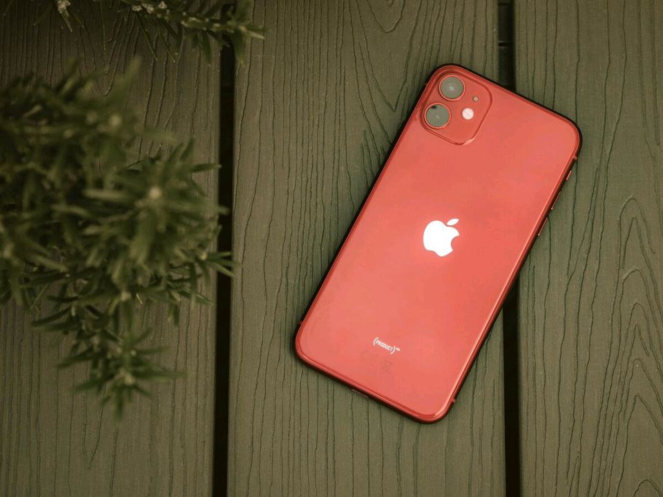 ➡️ Apple iPhone 11 64GB (PRODUCT) RED ohne Simlock ❗️ in Zwickau