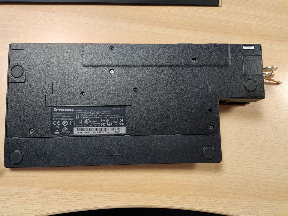Lenovo ThinkPad UltraDock 40A2 - OVP mit Netzteil und Schlüssel in Klein Nordende