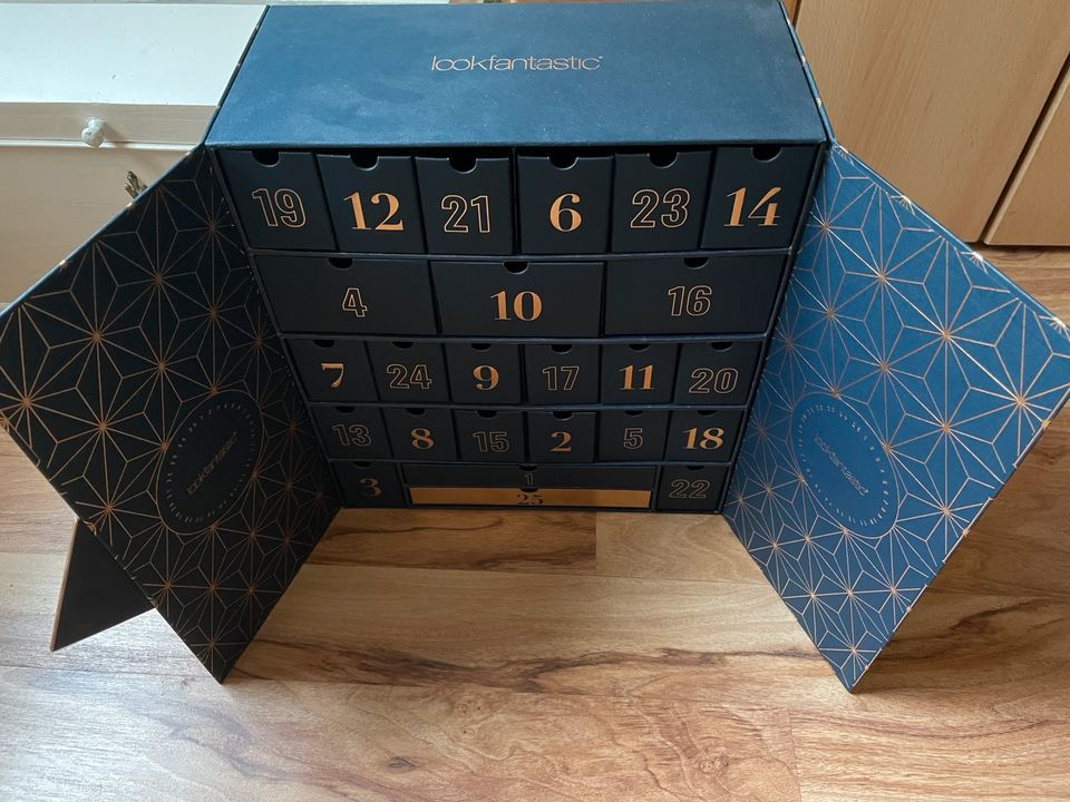 Lookfsntastic Adventskalender leer zum Befüllen in Coburg