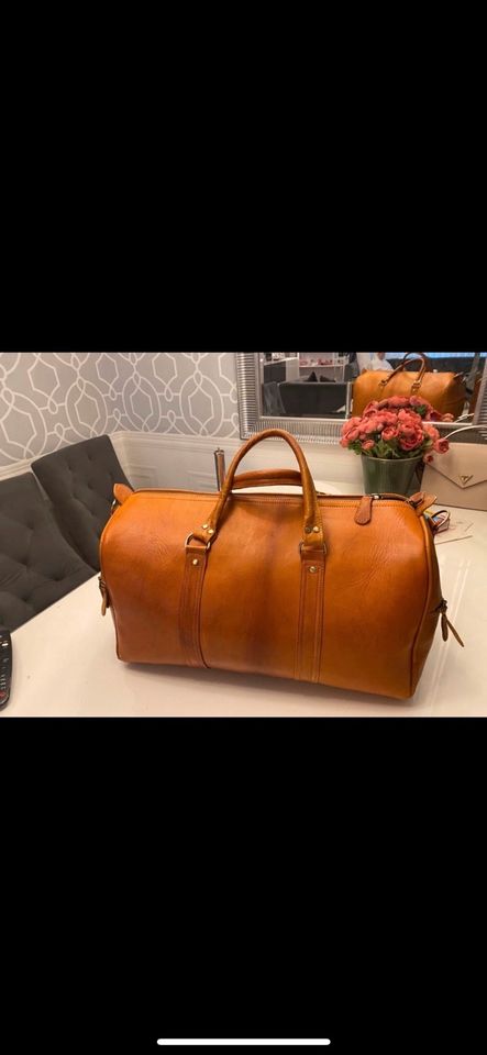 Top Reise Ledertasche  Weekende 50x27x29 cm in Frankfurt am Main