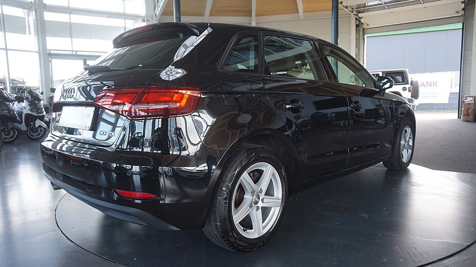 Audi A3 Sportback 30 TDI *Auto*Navi*Alu16*Temp*Xenon* in Pfungstadt