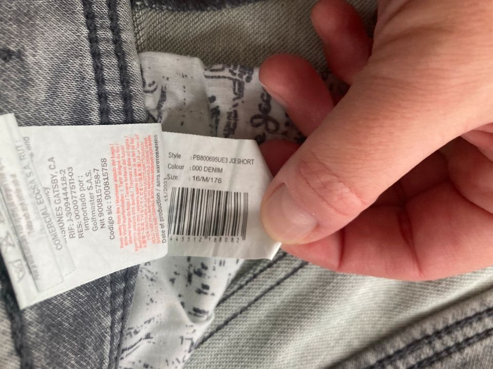 Pepe Kurze Jeans Jungen in Bad Soden am Taunus