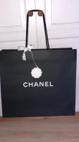 ❤ 2 Chanel XXL Tüten mit Kamelie und Schleifenband ❤ Niedersachsen - Eschede Vorschau
