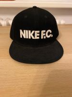 Cap Nike F.C.  / Hüt Berlin - Mitte Vorschau