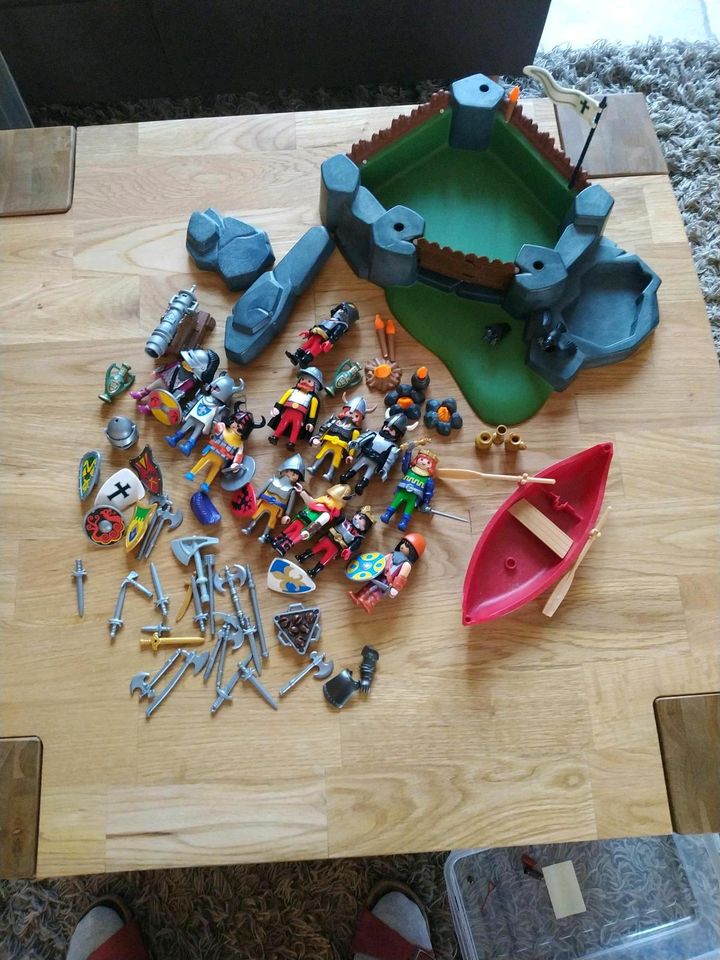 Playmobil Wikinger mit viel Zubehör 12 Figuren in Ahaus