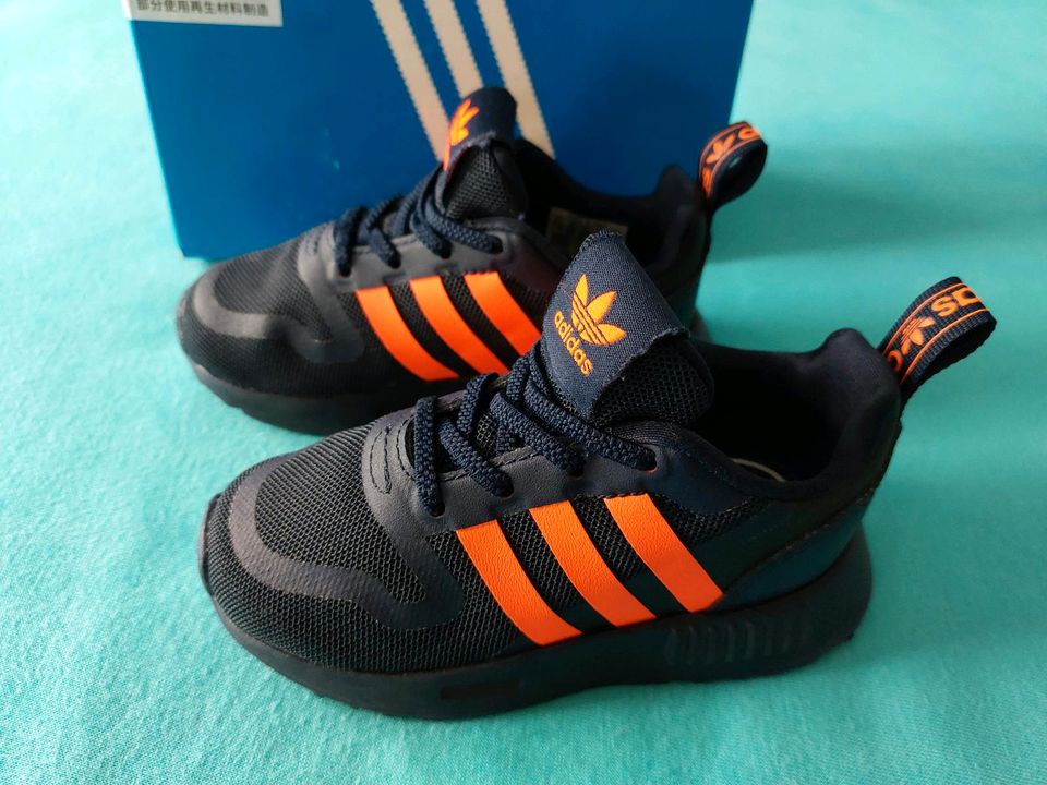 Adidas Turnschuhe Gr.23 in Nordrhein-Westfalen - Wilnsdorf | Gebrauchte  Kinderschuhe Größe 23 kaufen | eBay Kleinanzeigen ist jetzt Kleinanzeigen