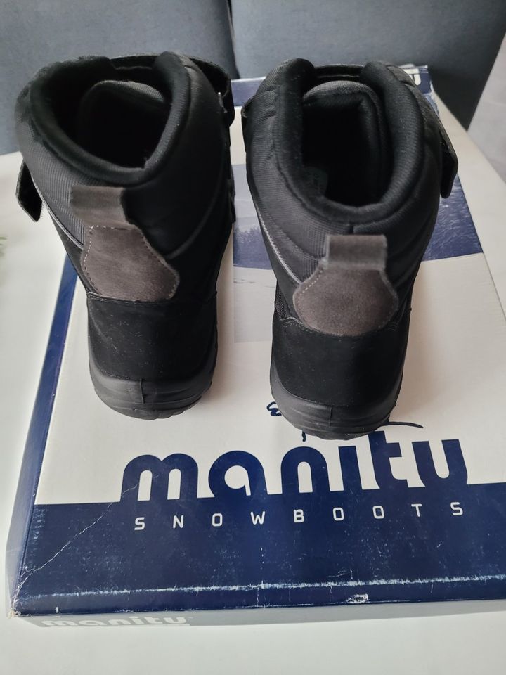 Neue Stiefel Winterstiefel Snowboots Manitu Polar schwarz Gr. 42 in Steinsfeld