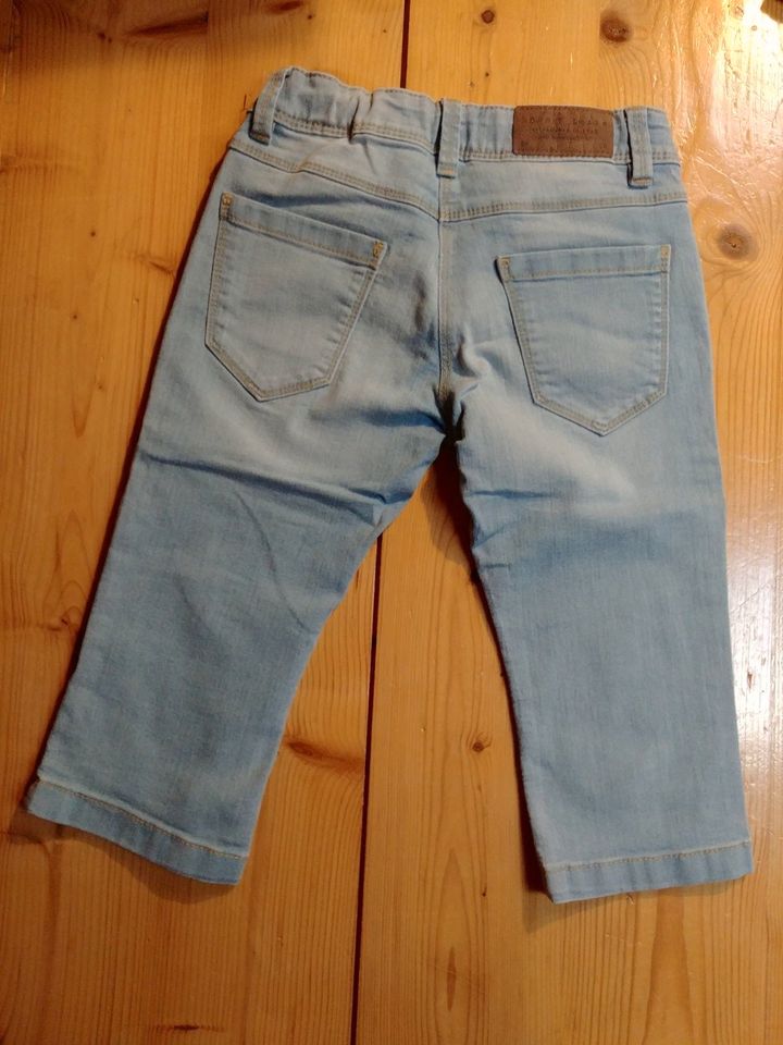 3/4 lange Jeans von ESPRIT, Gr. 140, neuwertig, Kinder, Mädchen in Icking