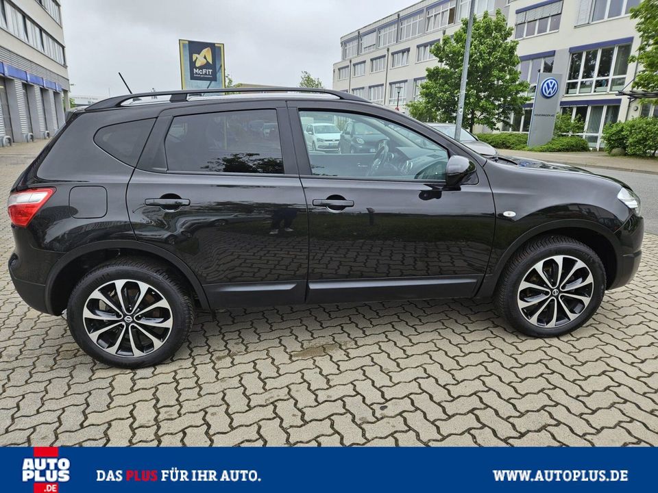 Nissan Qashqai 1.6 Start/Stopp 360 CAM+NAVI+PANO+TEL+HU in Salzwedel