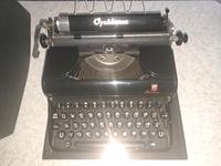 DDR Reiseschreibmaschine Optima Elite Schreibmaschine Deko Brandenburg - Herzberg/Elster Vorschau