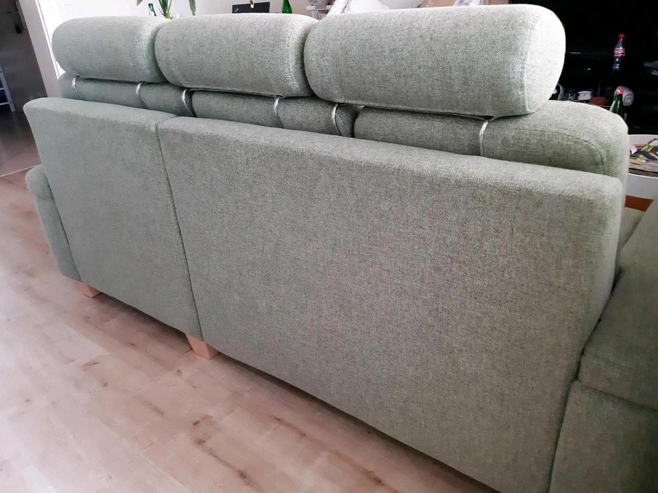 Sofa Couch grün von Möbel Kabs in Essen