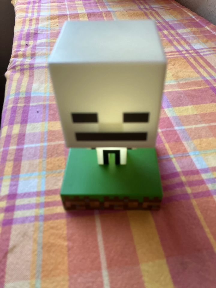 Lampe Minecraft in Kirschau