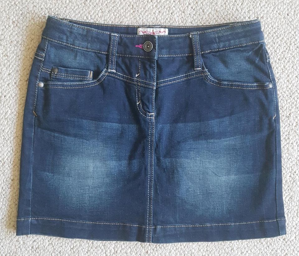 TOP Jeans-Rock, blau, größenverstellbar, Gr. 164 / XS / S in Solingen