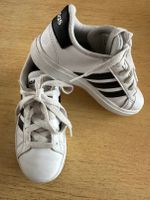 ADIDAS Turnschuhe Sneaker Grand Court weiß schwarz  unisex Gr. 30 Duisburg - Hamborn Vorschau