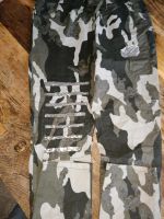 Tredy Hose 44 46 Camouflage Khaki mit Applikationen Nordrhein-Westfalen - Burbach Vorschau