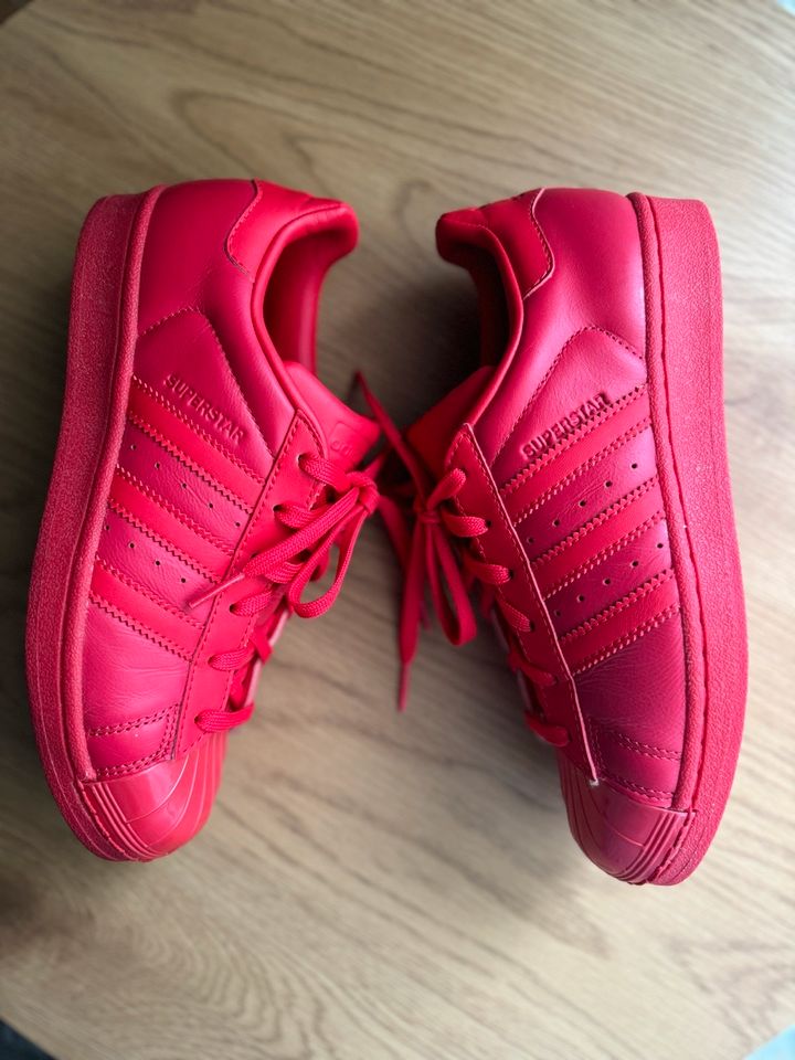 ADIDAS ORIGINALS SUPERSTAR GLOSSY TO W "RAY RED" in Kaiserslautern