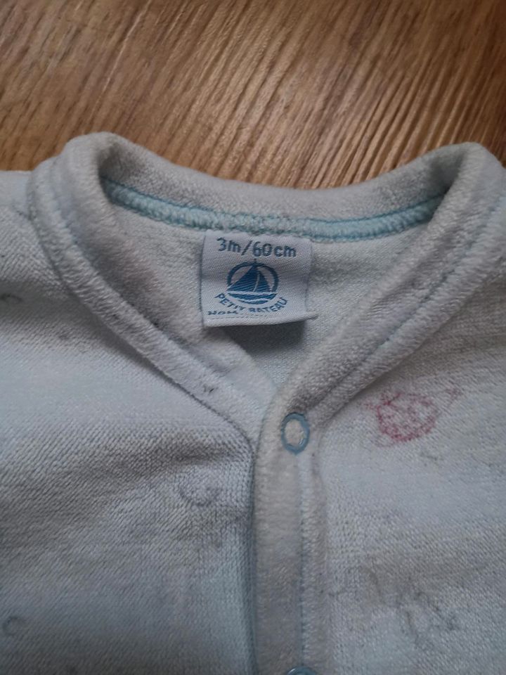 Schlafanzug von Petit Bateau Baby Jungen Größe 56 0 bis 3 Monate in Lübeck