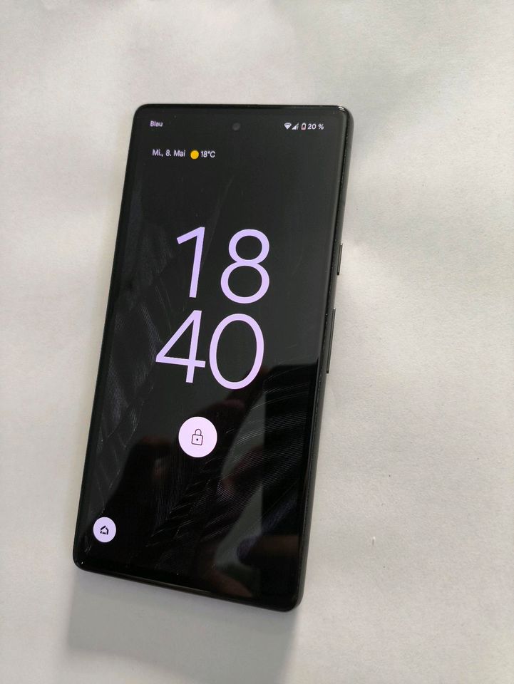 Google Pixel 7a 5G Smartphone 128GB Charcoal in Hamburg