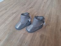 NEU Glitzer Winterboots Silber Gr. 26 Schleife Stiefel Winter Baden-Württemberg - Westhausen Vorschau