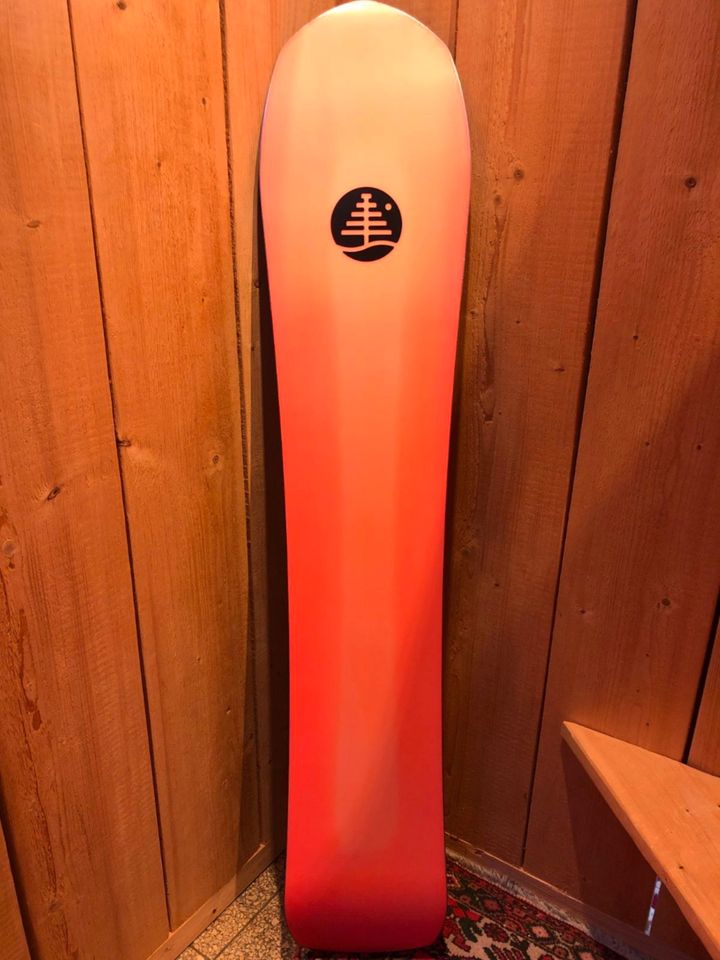 Burton Test Snowboard Straight Chuter 162 cm Camber No.1768 in Centrum