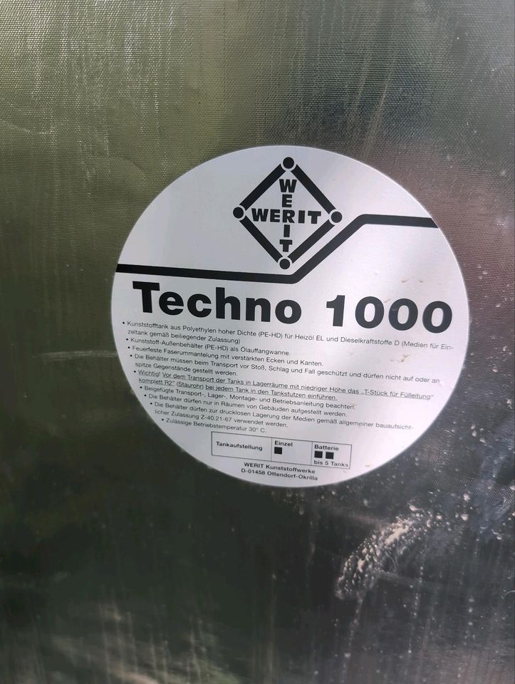 Tank Öltank neu ovp gedämmt 4 Zu und Abläufe werit Techno 1000 in Erfurt