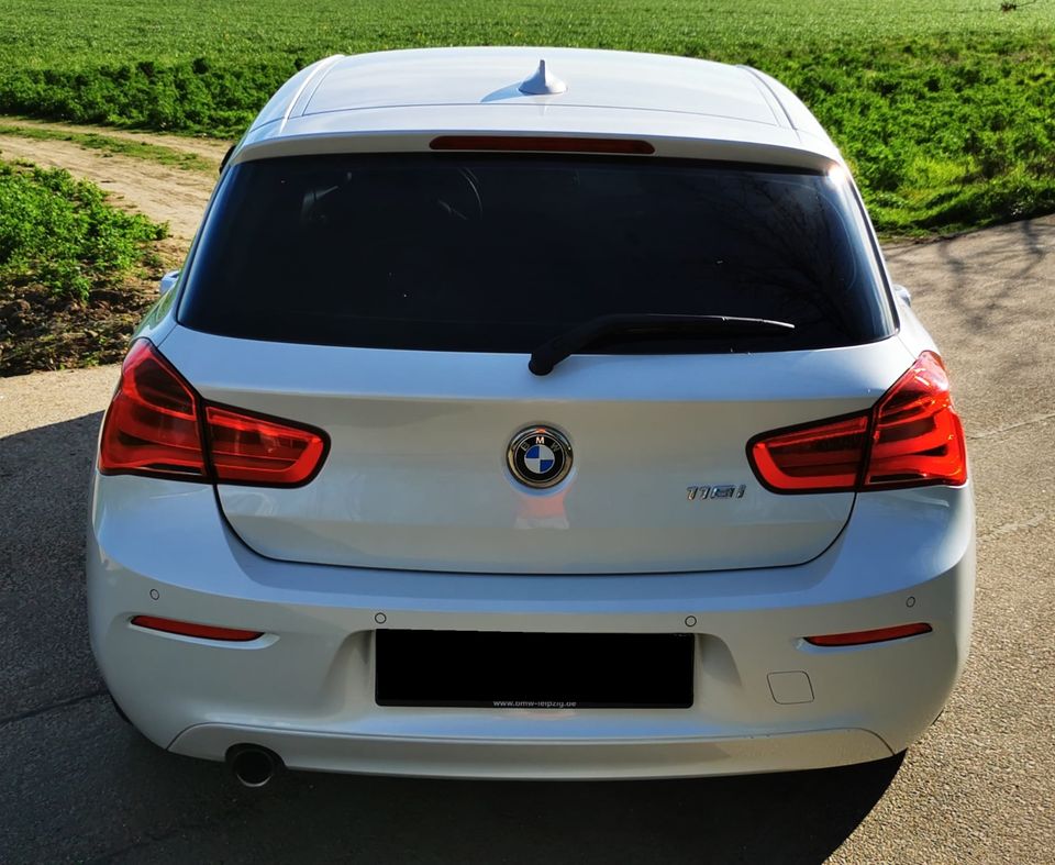 ❌BMW 118i Facelift 55TKM BJ12/2015 Mineralweiss Scheckheft 1.Hand in Leipzig