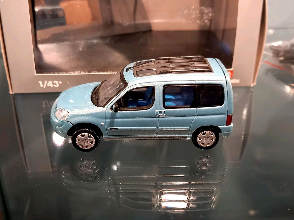 Citroën Berlingo I ph2 Multispace Bleu Initiatique 1/43 Norev in Aachen