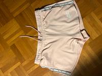 Nike kurze Sporthose in hellrosa in gr. M Niedersachsen - Wunstorf Vorschau