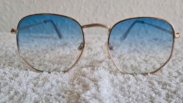 Vintage Sonnenbrille Blau Verlaufsglas UV 400 in Solingen