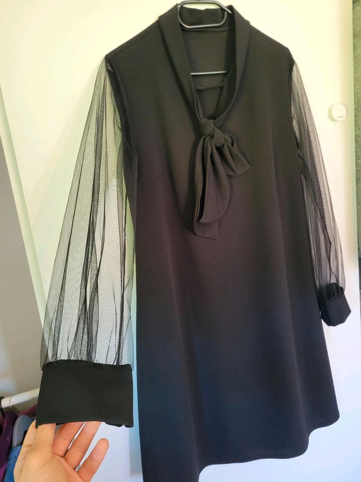 Kleid schwarz transparent langarm in Orsingen-Nenzingen
