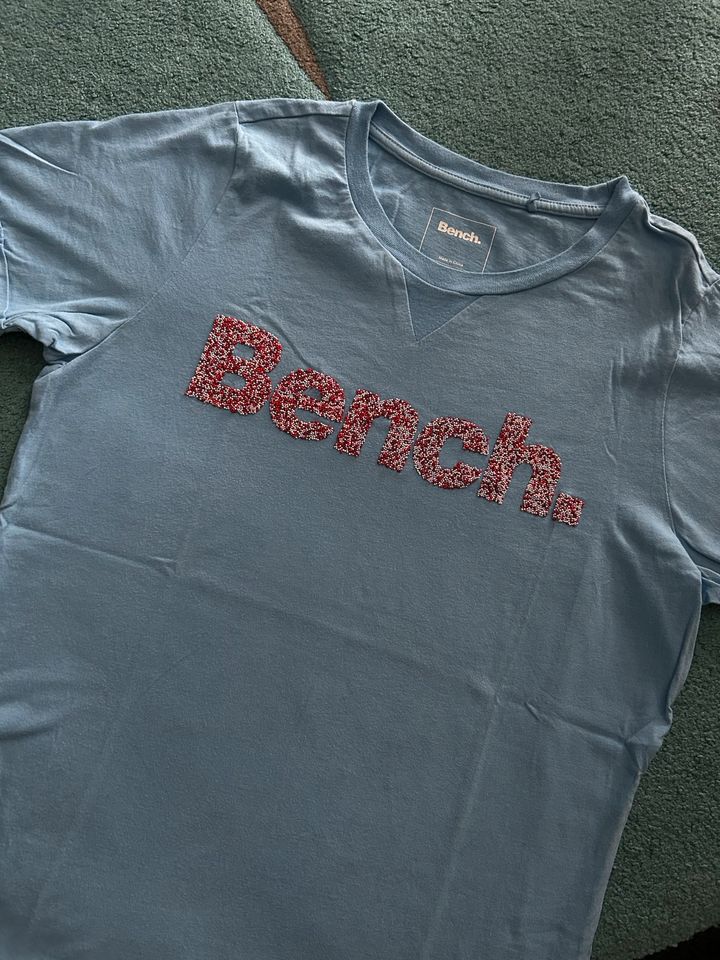 Bench Tshirt, blau, Gr. M, wie neu in Kirchheim